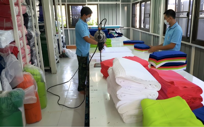 การตัดเสื้อยืด และ เสื้อกีฬา